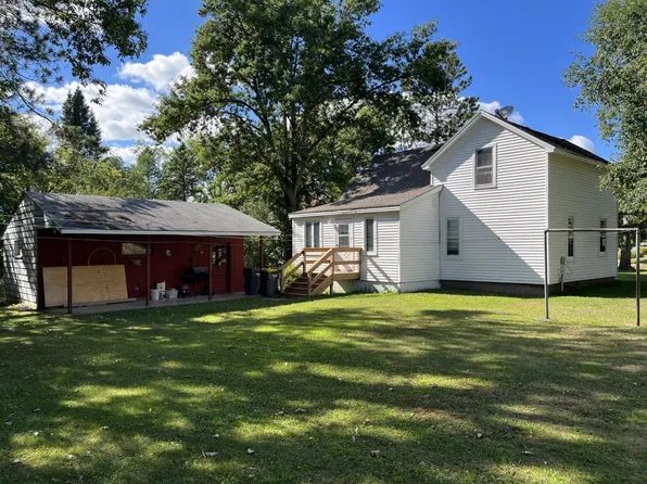 400 N Stockman St, Woodville, WI 54028