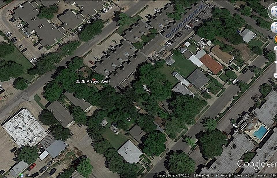 2nd image of 2526 Arroyo Ave