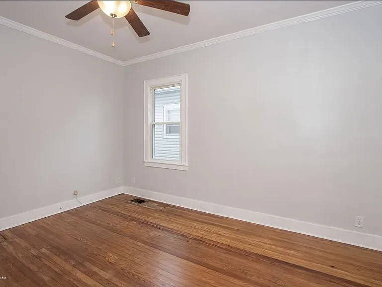 603 E Barbee Ave — Photo 2