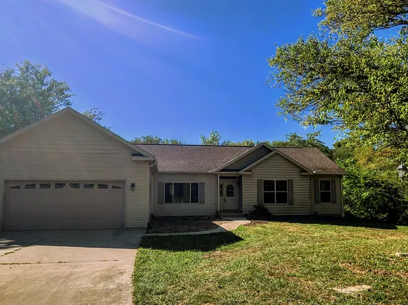 1916 Piatt Rd, Monticello, IL 61856