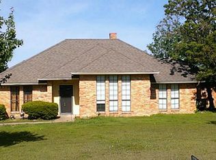 801 Rock Creek Dr, Red Oak, TX 75154