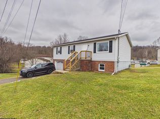 47 Brookside Dr, Lost Creek, WV 26385