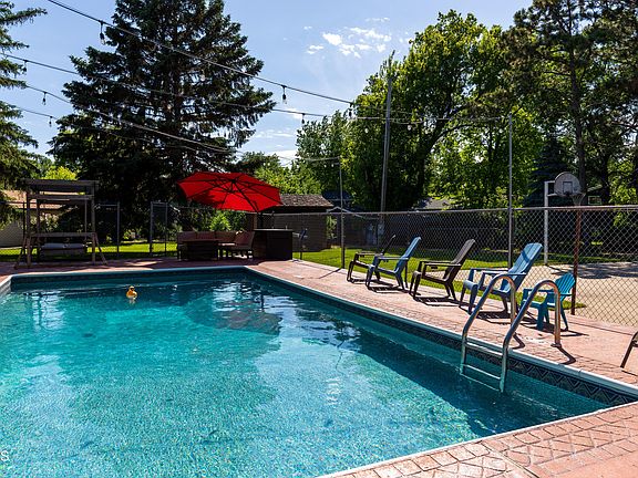 4th image of 1524 Woodsman Pl