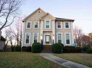 2045 Crosscrest Dr, Hoover, AL 35244