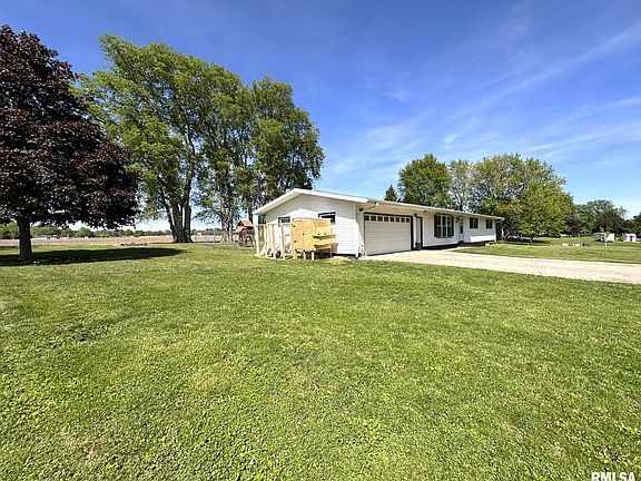 3rd image of 209 Brookview Dr
