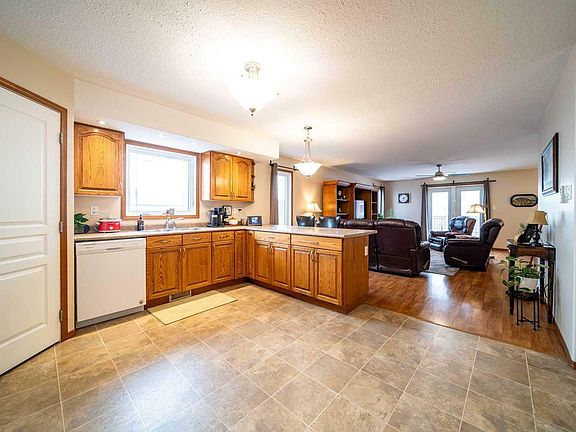 3rd image of 2608A 11th Ave