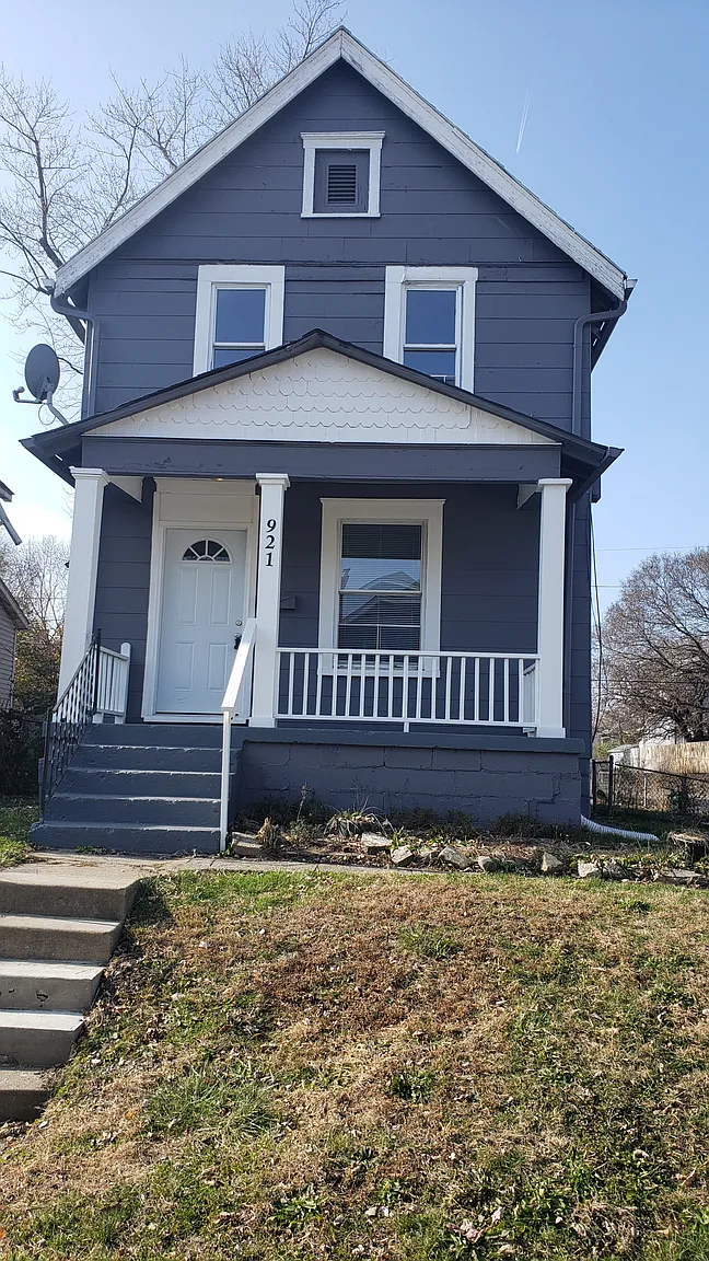 921 Ellsworth Ave photo 1
