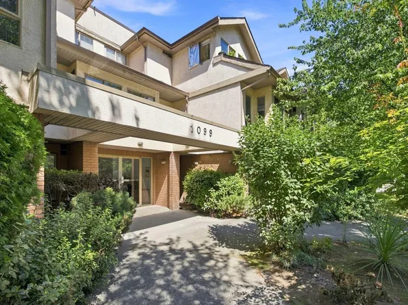 1099 Broadway E #401, Vancouver, BC V6H 1E2