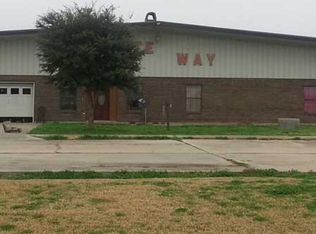 718 W Racca Rd, Jennings, LA 70546