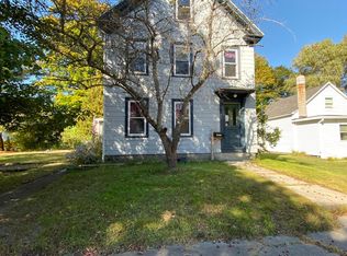 Hovey St, Kennebunk, ME 04043