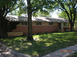 420 S Christian Ave, Moundridge, KS 67107