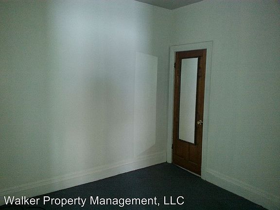 3rd image of 215A S High St