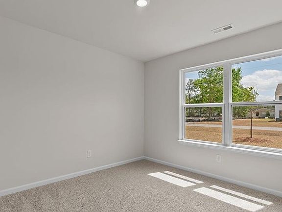 4th image of 109 Claude Street
