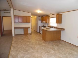5042 Citadel Dr, Canton, MI 48188