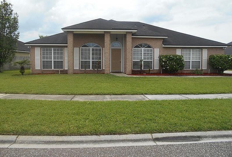 1st image of 2428 Cedar Trace Dr E