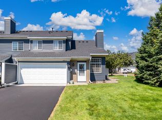 1870 Donegal Dr APT 4, Woodbury, MN 55125