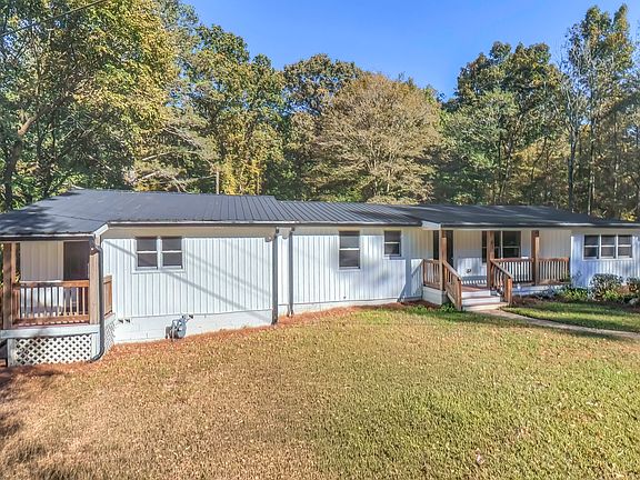 3rd image of 61 Davenport Mill Rd