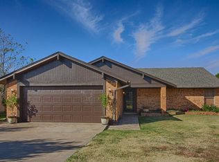 710 Timber Ridge Dr, Tecumseh, OK 74873
