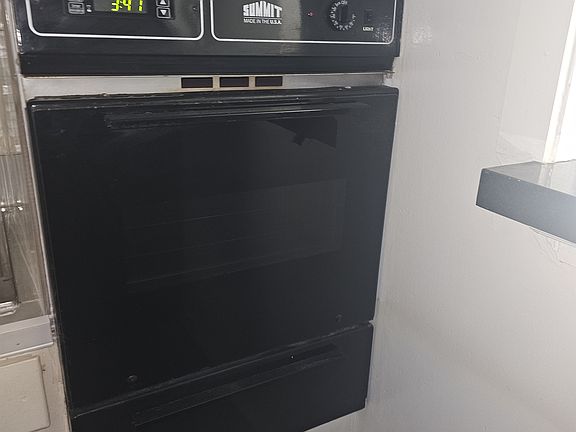 wall oven