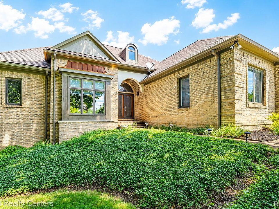 1st image of 1021 Valleyview Dr
