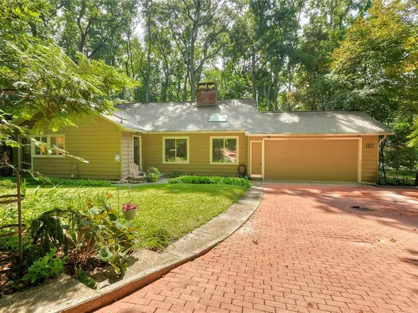 189 Dickinson Rd, Webster, NY 14580