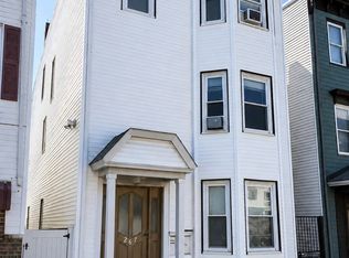 267 Havre St APT 2, Boston, MA 02128