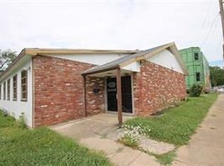 244 NW 3rd St, Bentonville, AR 72712