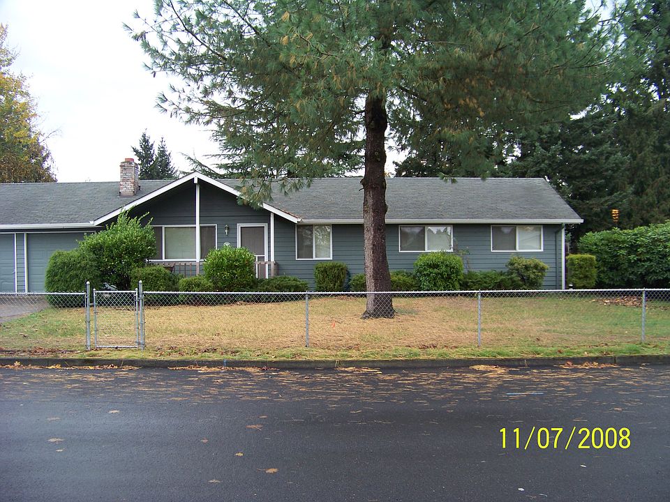 1st image of 8005 NE 123rd Ave