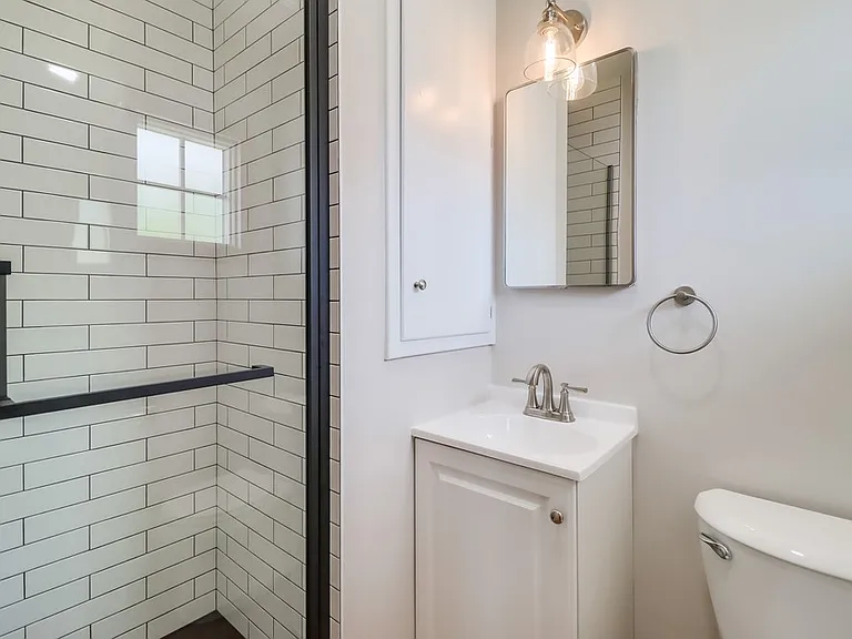 8120 Melrose Ln — Photo 13