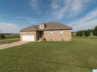 14439 Davis Rd, Athens, AL 35611