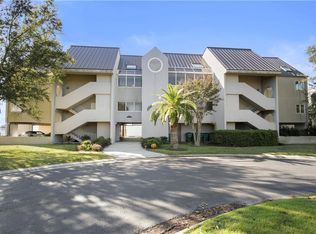 406 Mariners Is #2F, Mandeville, LA 70448