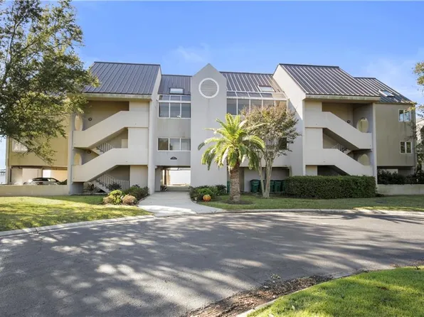 406 Mariners Is #2F, Mandeville, LA 70448