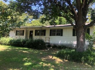 76 Hilltop Rd, Sand Springs, OK 74063
