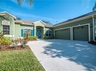 2888 Majestic Isle Dr, Clermont, FL 34711