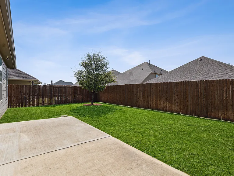 2448 Open Range Dr — Photo 31