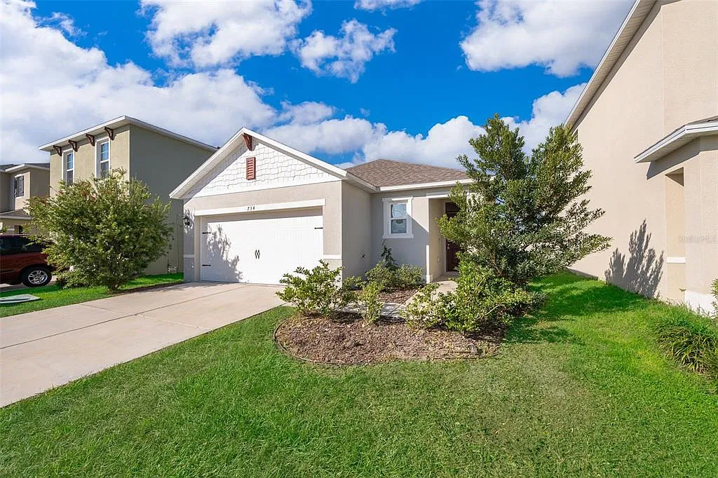 3 bed, 2.0 bath, 1516 sqft, $1,950 — Photo 2