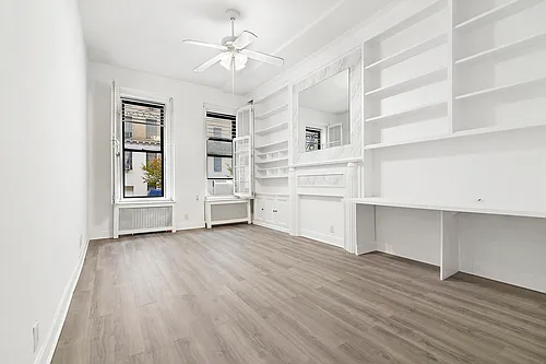 350 W 56th St #1A Photo 1