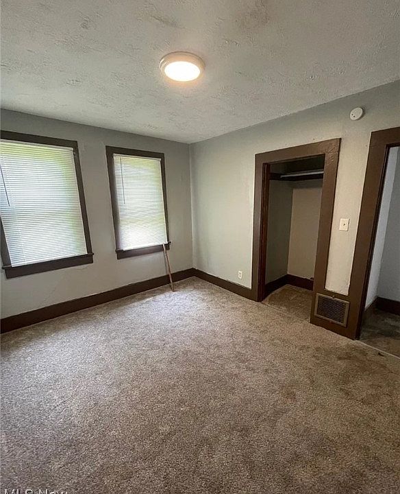 2nd image of 635 Hazel St