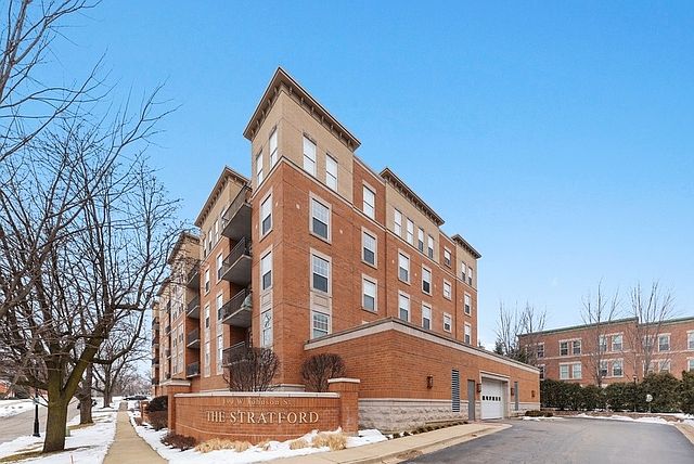 1st image of 190 W Johnson St Unit 306
