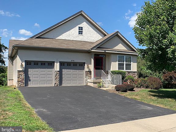 2nd image of 370 Randall Ln