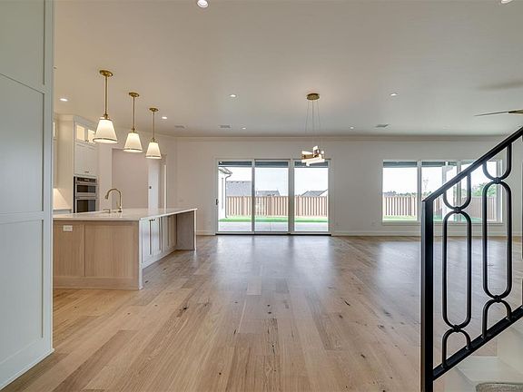 5th image of 3009 Libby Ln