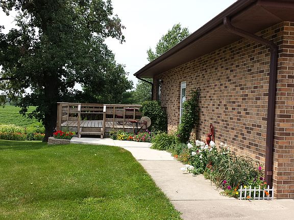 South Side Wrap-Around Deck