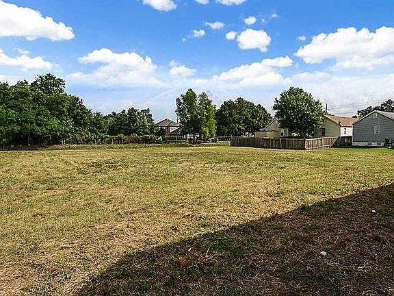5th image of 3154 Elmwood Park Dr