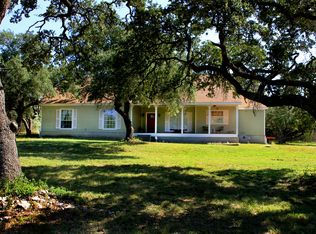 909 Hays Country Acres Rd, Dripping Springs, TX 78620