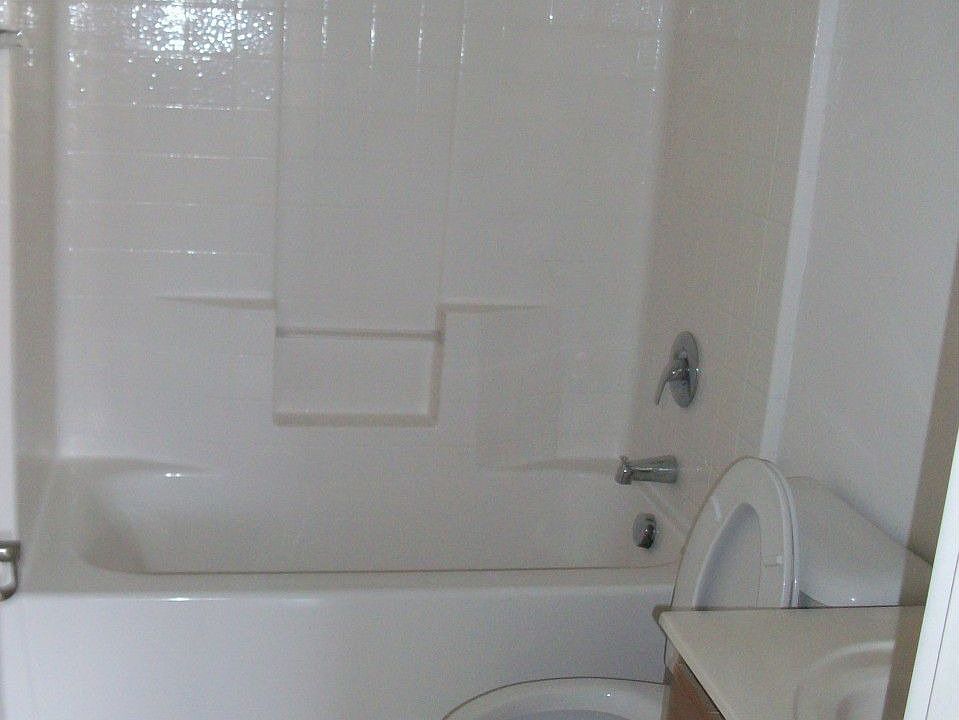 2nd image of 6609 W Watkins St