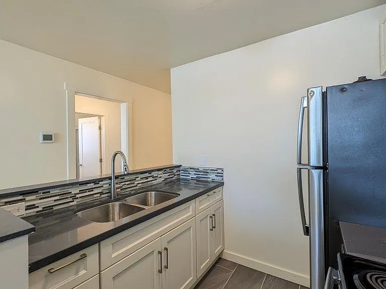 2607 Ellsworth Street — Photo 11