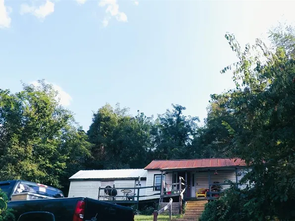 306 W Keysville St, Steelville, MO 65565