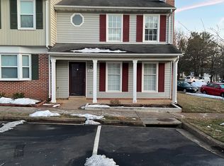 415 Ridge Ct, Warrenton, VA 20186