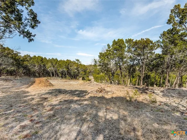 807 Stagecoach Trl, Spring Branch, TX 78070