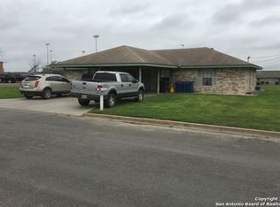 1046 Orts Dr, Pleasanton, TX 78064